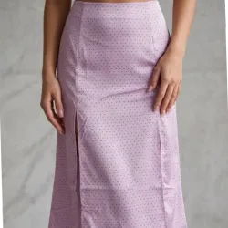Saya elegante de satín