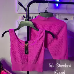 Set de top + licra Modelo 1