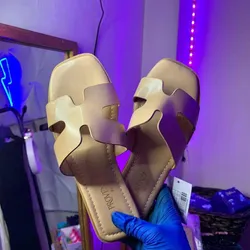 Sandalia Modelo Hermès #2