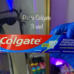 Pasta de dientes 