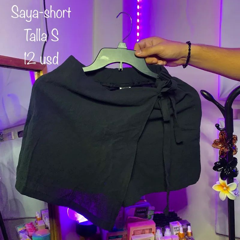 Saya-short