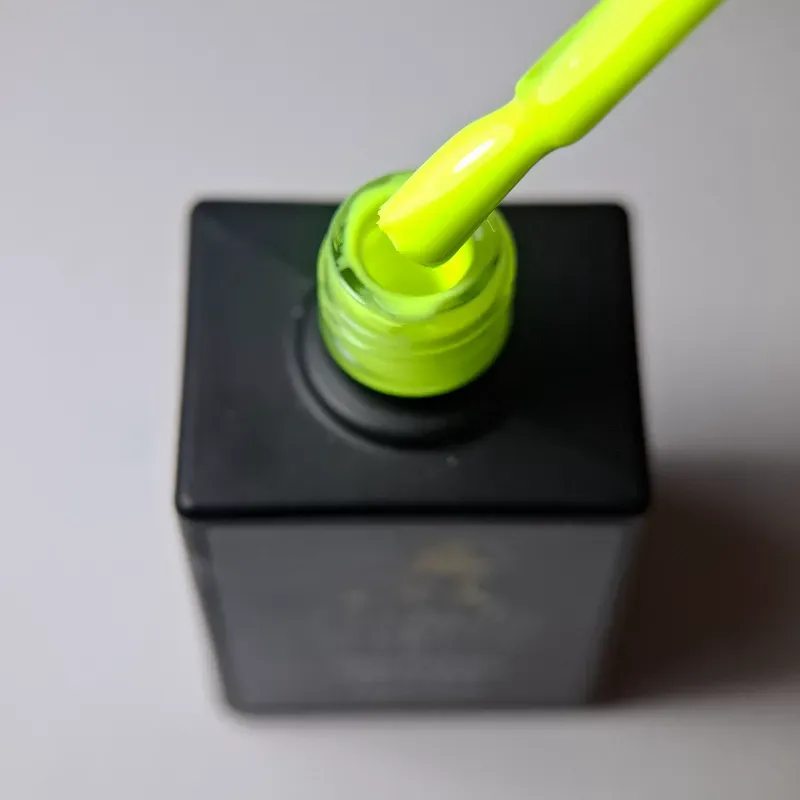Neon #12