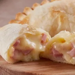 Empanada Jamón y Queso Gouda