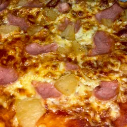 Pizza Hawaiana
