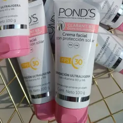 Crema Facial POND'S CLARANT B3 con protección solar FPS 30