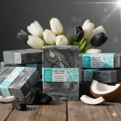 JABÓN DE CARBÓN ACTIVADO Y LECHE DE COCO🖤🥥