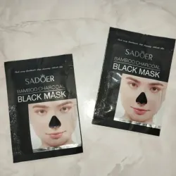 MASCARILLA PEEL-OFF DE CARBÓN PARA LA NARIZ 