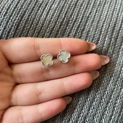 Aretes Van Cleef Blancos