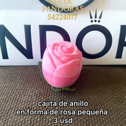 Cajita en forma de rosa pequeña