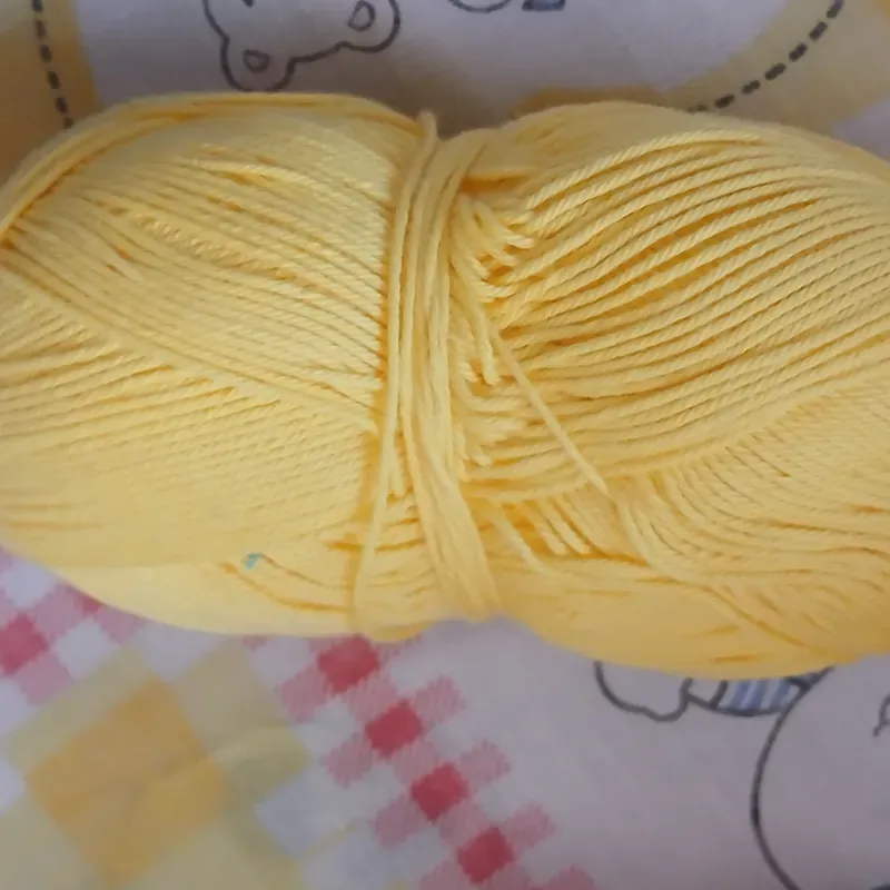 Estambre Fino amarillo 