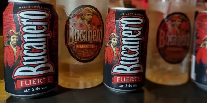 Cerveza Bucanero. (24 Unidades)