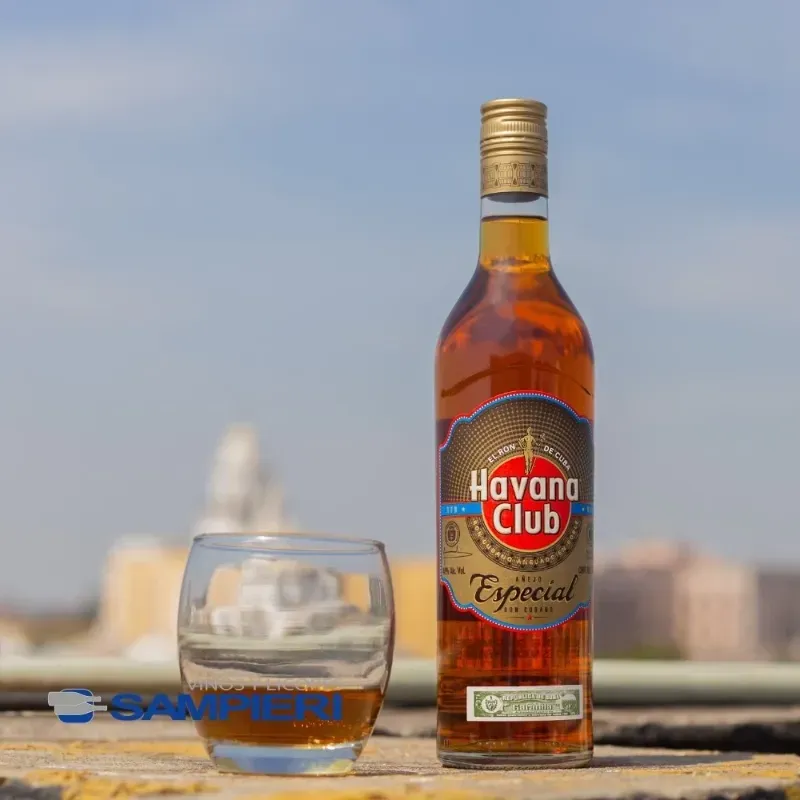 Ron Havana Club Añejo Especial (700 ml)  