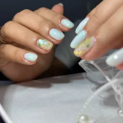 💅 Cambio de Pintura en Manos con Gel