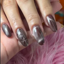 💅 Efecto Ojo de Gato (2 Uñas)