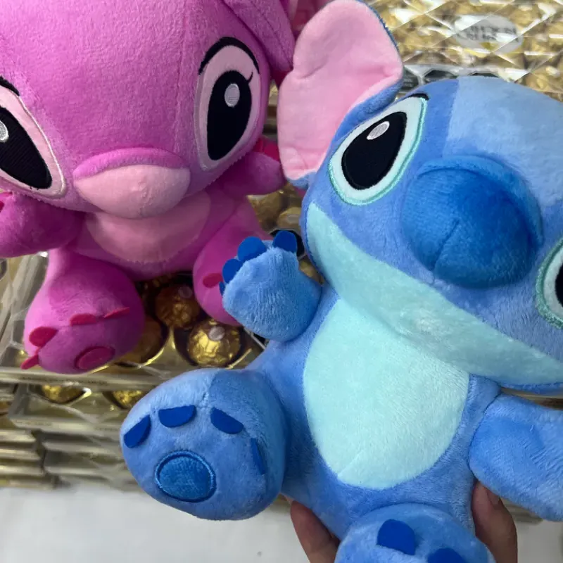 Stich y Angela 