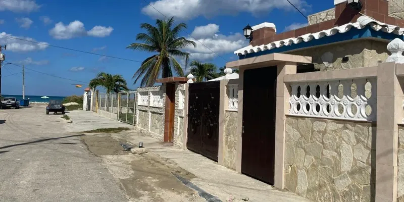 Casa en Guanabo a 150 metros de la playa