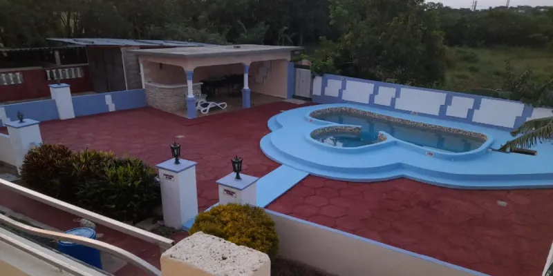 Venta de 2 casas en una en GUÁSIMAS las vegas