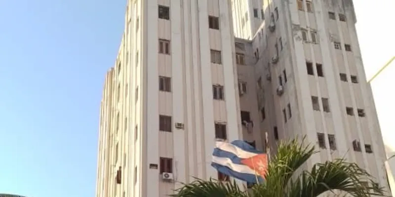 Venta de apartamento con vista al mar