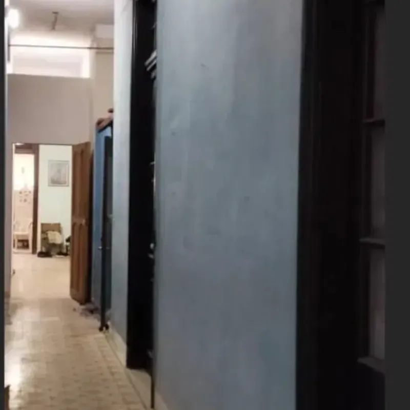 Venta de apartamento en el vedado (necesita un poco de reparación)