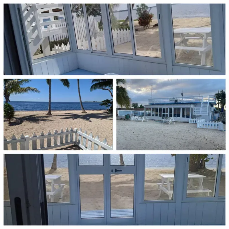 Venta de casa en primera línea 