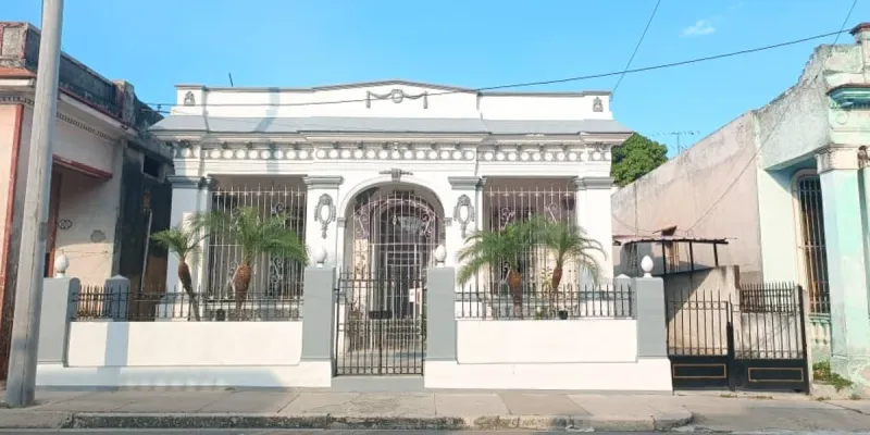 Venta de casa independiente en avenida co