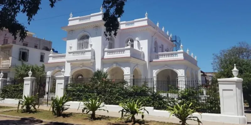 Venta de mansión en el Vedado
