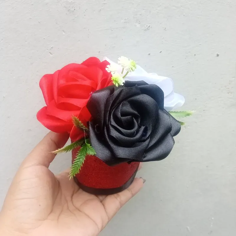 Bucarito de flores eternas