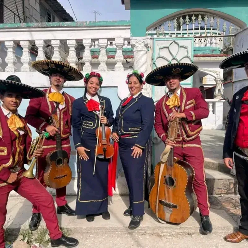 Mariachis