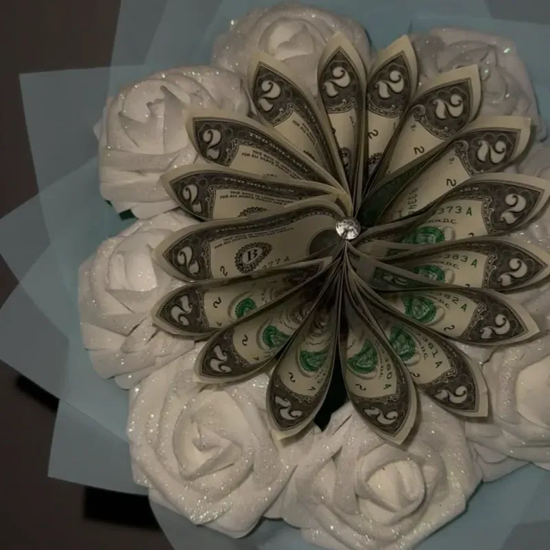 Ramos bullones con billetes 