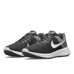 Nike Revolution 6