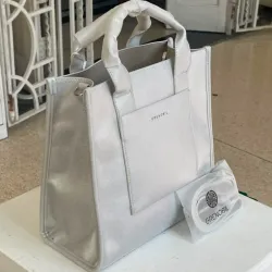 Cartera Grande Cuadrada