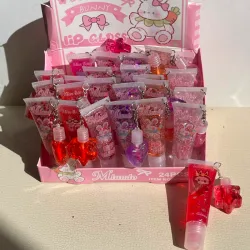 Gloss con charm