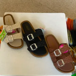 Sandalias Tipo Prácticas