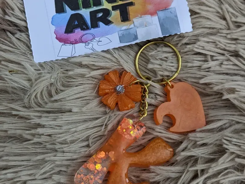 Llaveros de resina personalizados