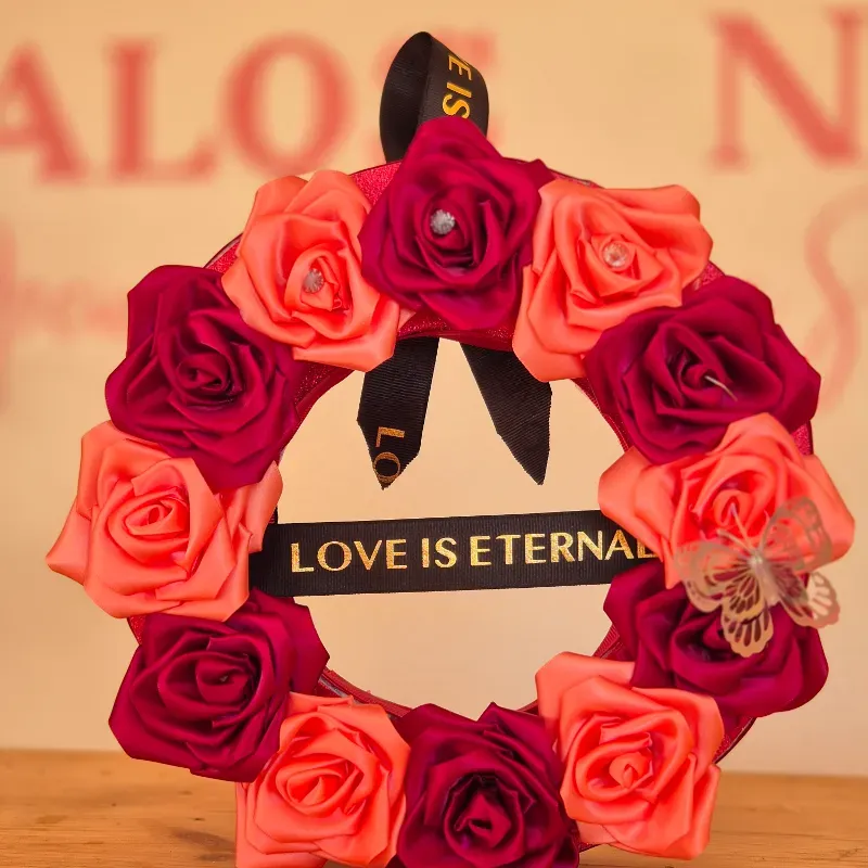 Corona de rosas eternas 🕊