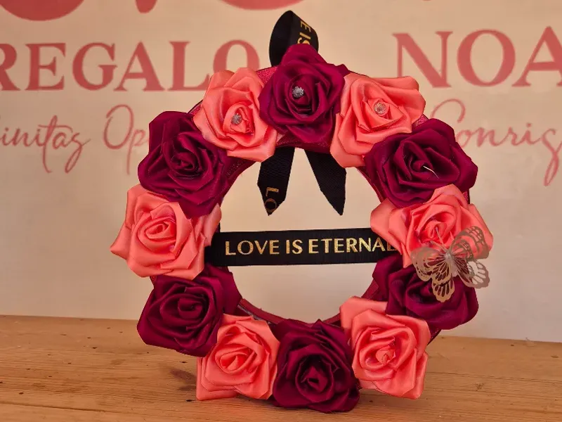 Coronas de rosas eternas 🕊❤️‍🩹