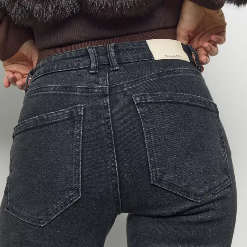 Jeans mom slim Stradivarius