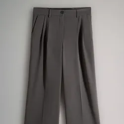 Pantalón Stradivarius