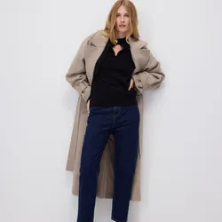 Jeans Pull and Beard