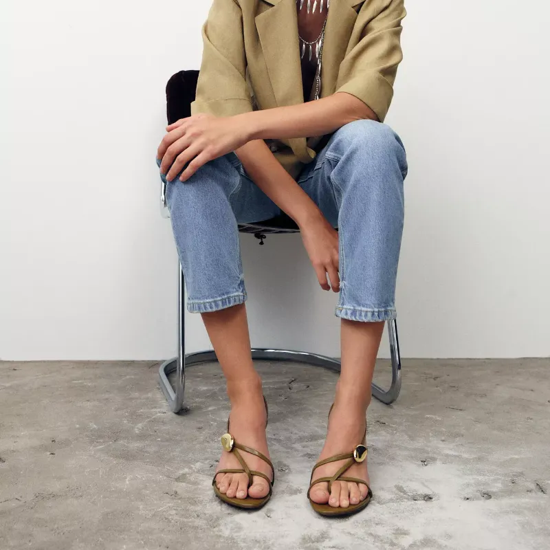 Sandalias piedra Zara