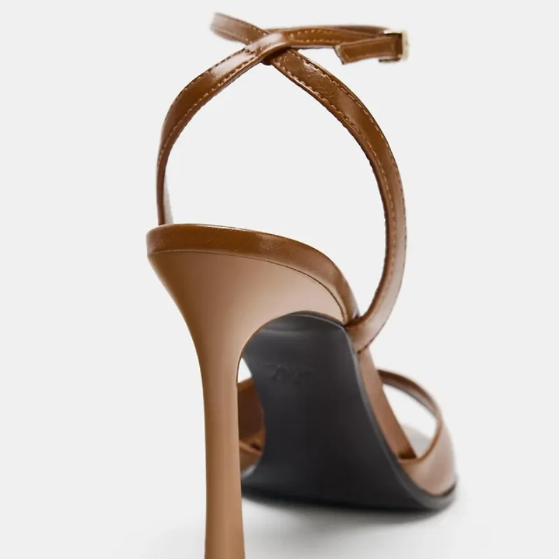 Sandalias tacón Zara