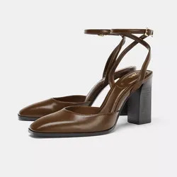 Zapatos tacón cuadrado Zara