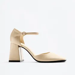 Zapatos tacón Lefties