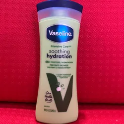 Vaseline Intensive Care Soothing Hydration