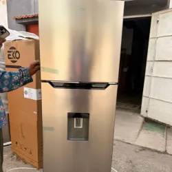Refrigerador Eko 9.5 pies