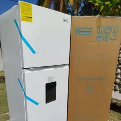 Refrigerador Premium Blanco de 11.7 pies