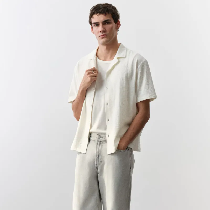 Camisa beich de algodón 
