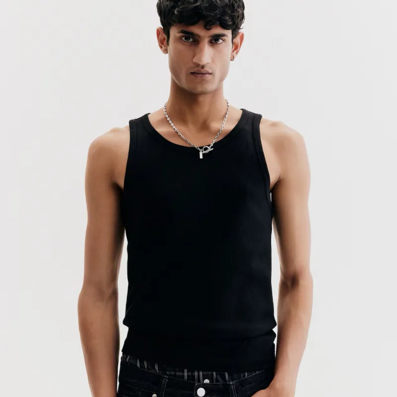Camiseta negra