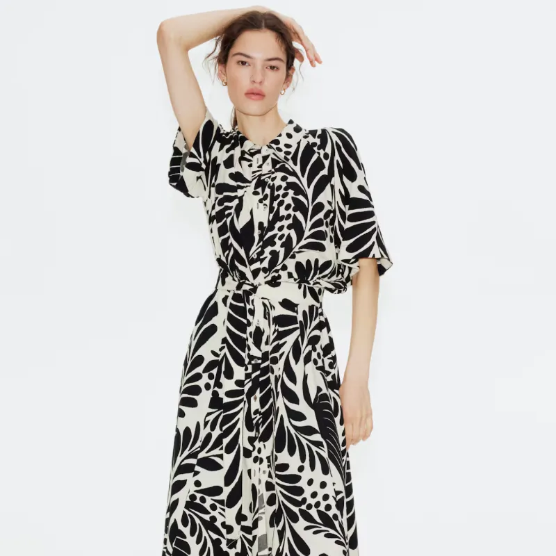 Vestido blanco y negro