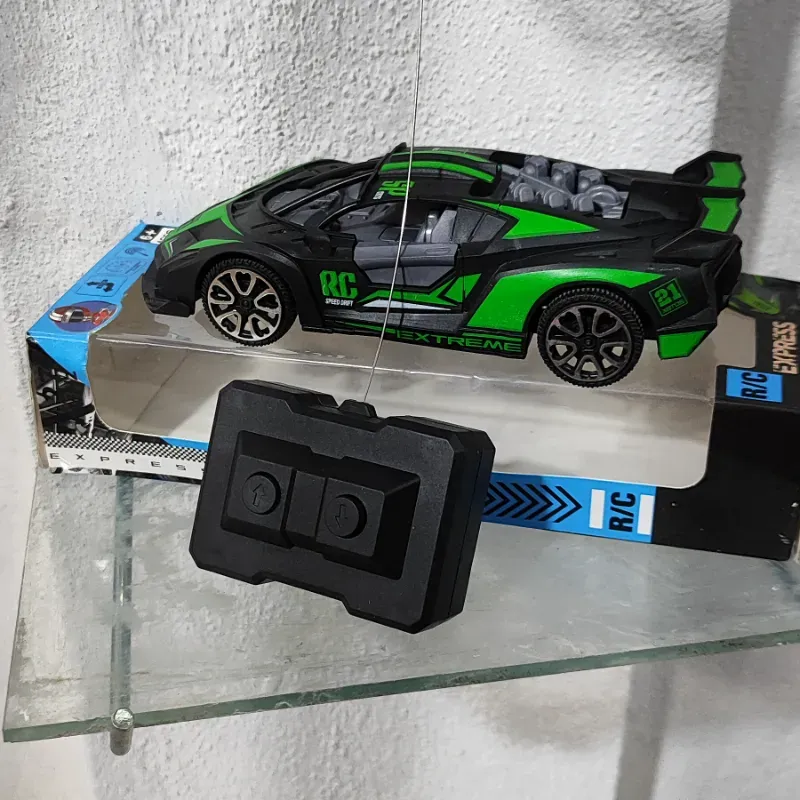 Auto de control remoto 